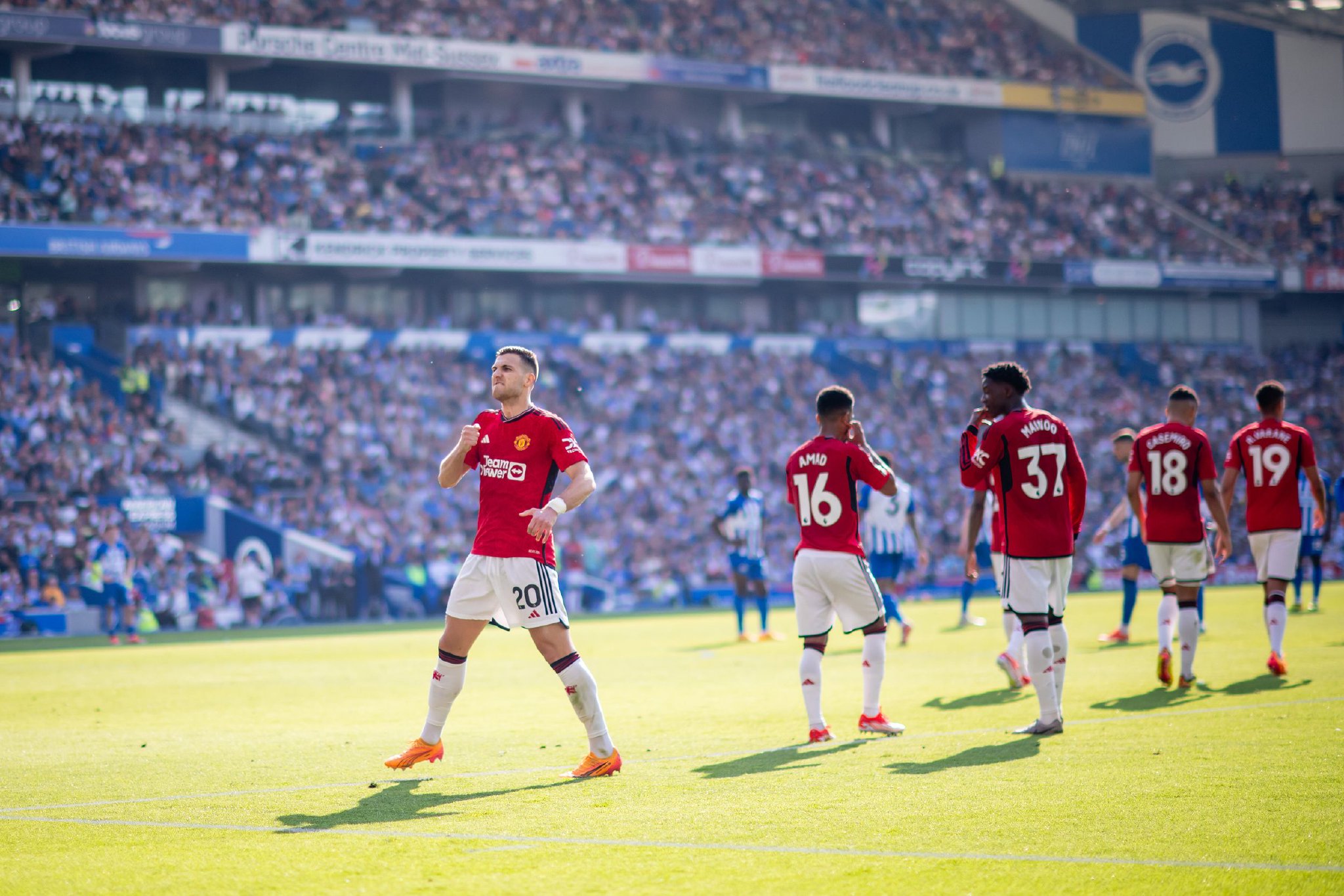 乔科尔：切尔西球迷很苛刻，下赛季必须缩小对英超冠军15分的差距.